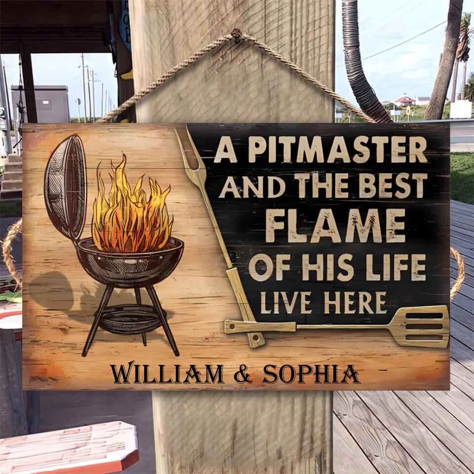 The Pitmaster Grilling Couple, Pesonalised Rectangle Wood  Sign WS-F43