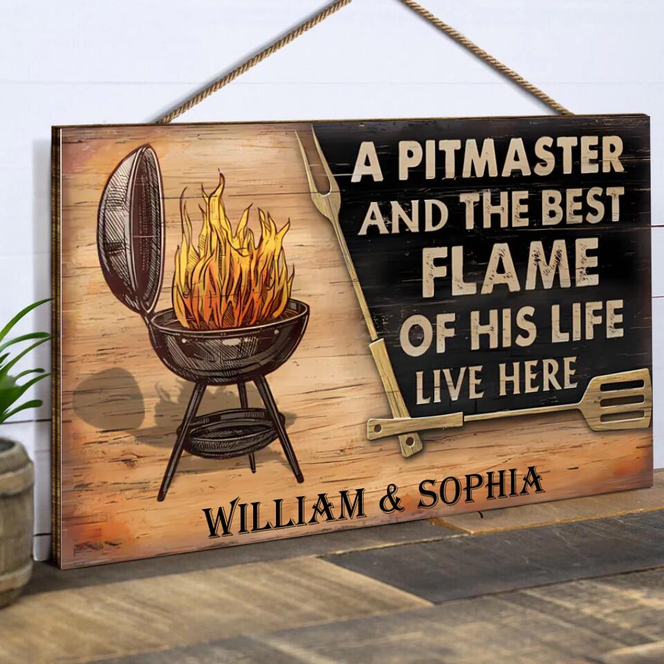 The Pitmaster Grilling Couple, Pesonalised Rectangle Wood  Sign WS-F43