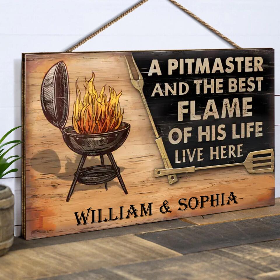 The Pitmaster Grilling Couple, Pesonalised Rectangle Wood  Sign WS-F43